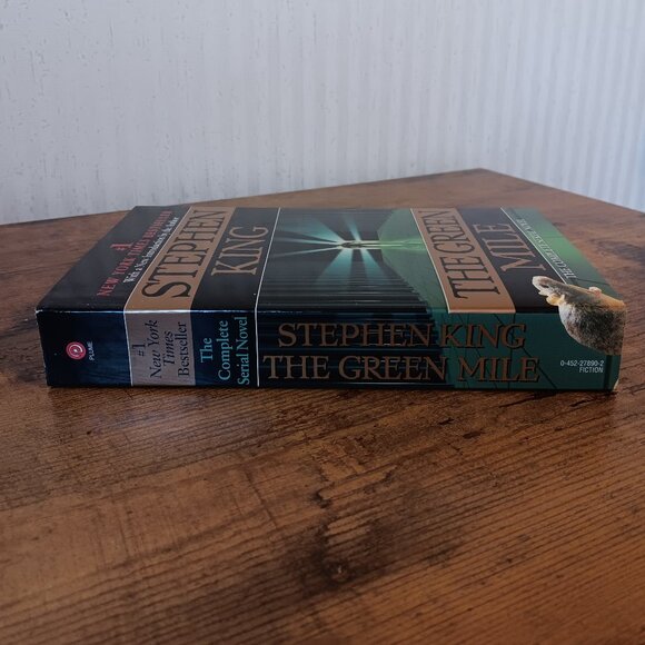 Stephen King's The Green Mile, First Edition Collector's Edition, Paperback - Picture 2 of 11